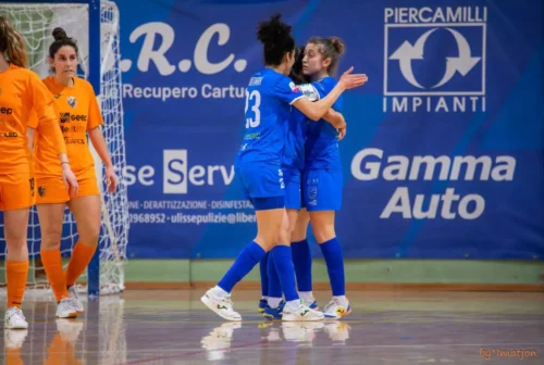 Futsal, gara-1 va allo Stilcasa Costruzioni Falconara. Battuta la VIP in trasferta