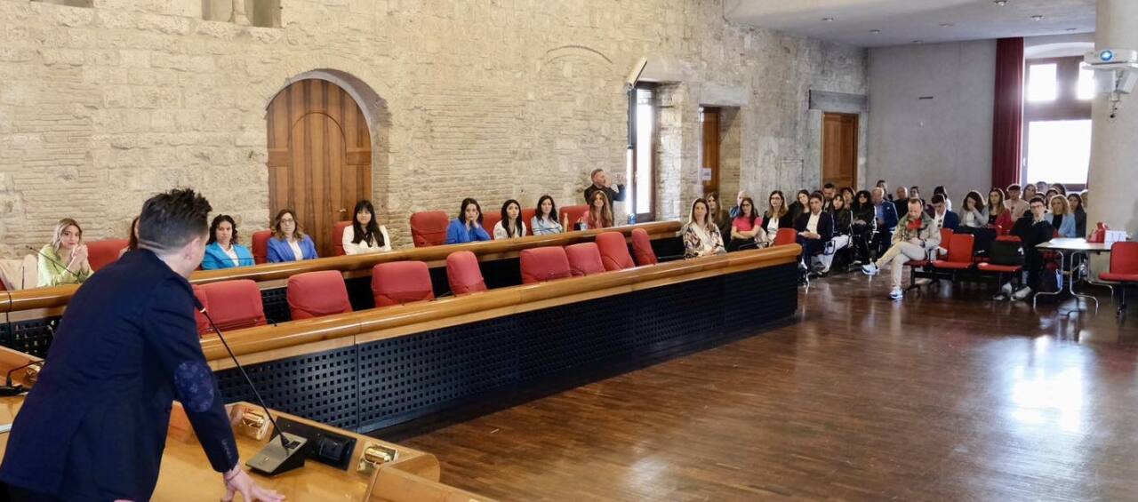 Il sindaco Marco Fioravanti in occasione delle ultime lauree in Infermieristica