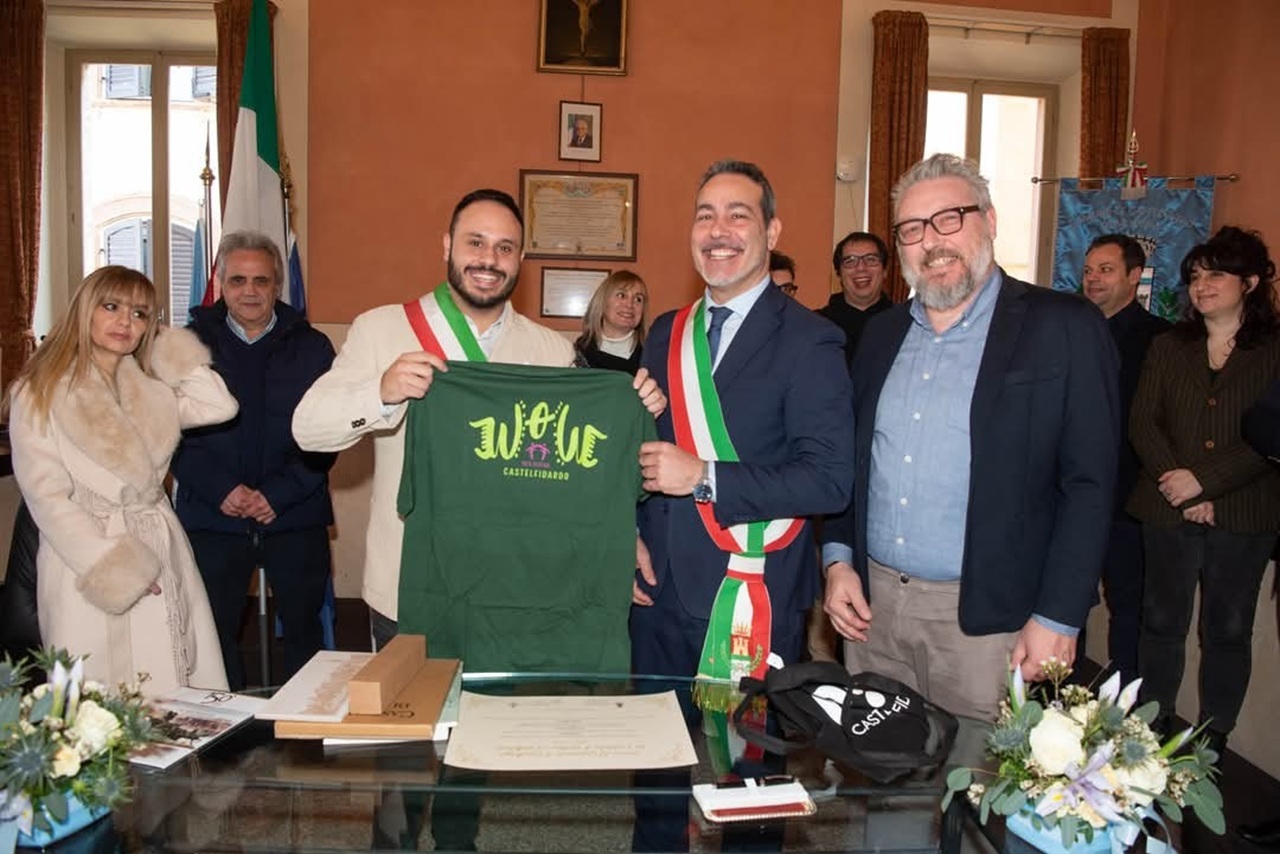 Da sinistra: il sindaco di Castelvetro, il primo cittadino di Castelfidardo (Ascani) e l'assessore alla Cultura Cittadini