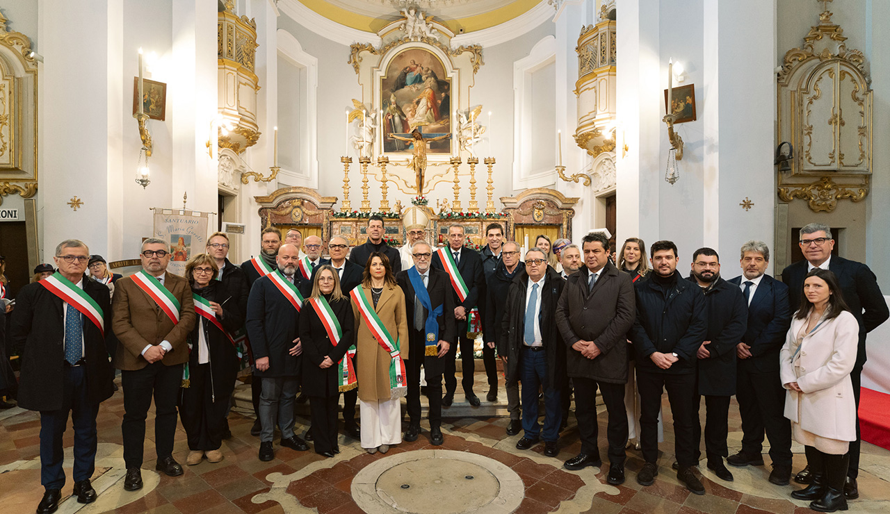 Corinaldo, in 20mila a salutare Santa Maria Goretti