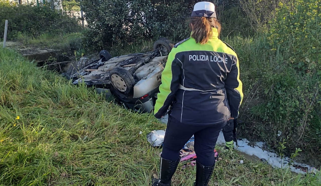 Grave incidente a Trecastelli: sul posto la polizia locale dell'unione dei comuni Le Terre della Marca Senone