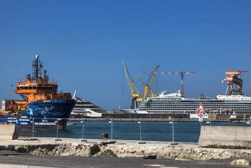 Ancona, arrivata la nave umanitaria Solidaire