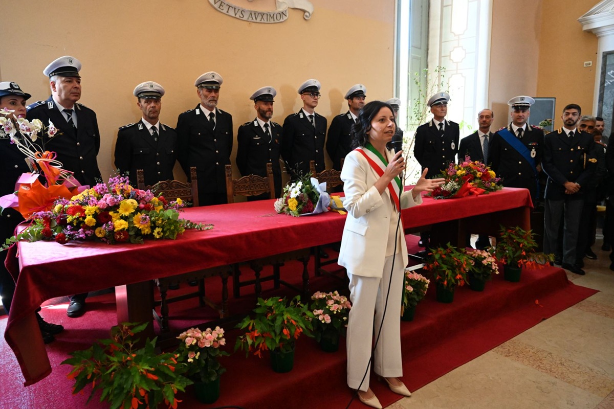 La sindaca di Osimo Michela Glorio all'insediamento