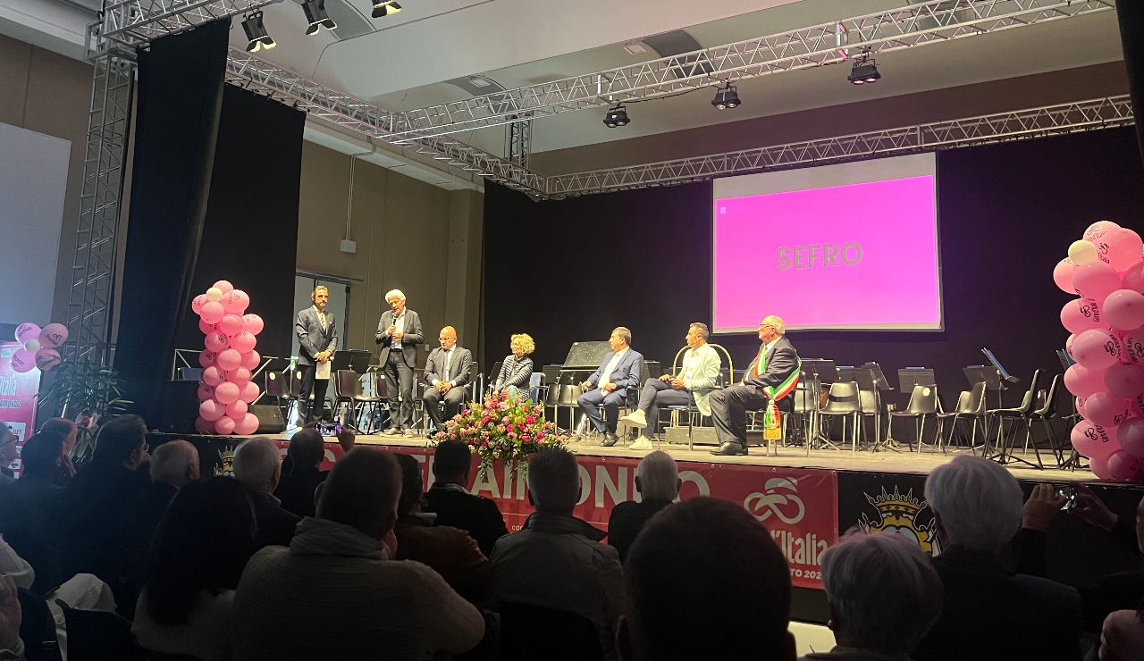 Presentazione Giro d'Italia - tappa Giulianova-Castelraimondo
