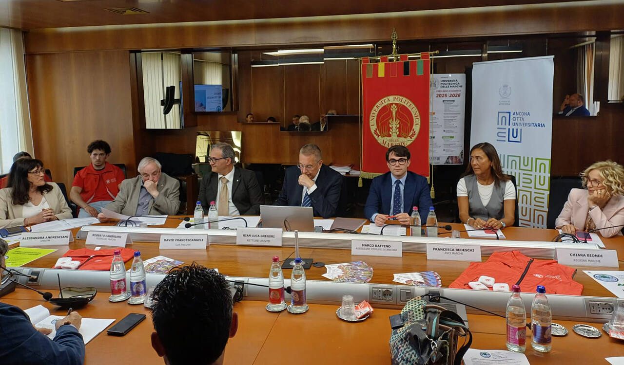 La conferenza stampa della presentazione dei Campionati Nazionali Universitari di Ancona nella sede del Rettorato della Politecnica