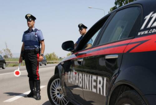 Macerata, al volante dopo aver assunto alcol e droga: in quattro nei guai