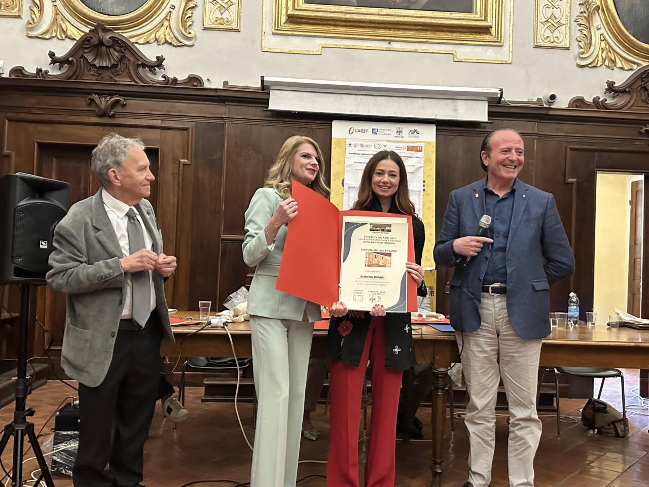 Premio Agape a Simona Ripari