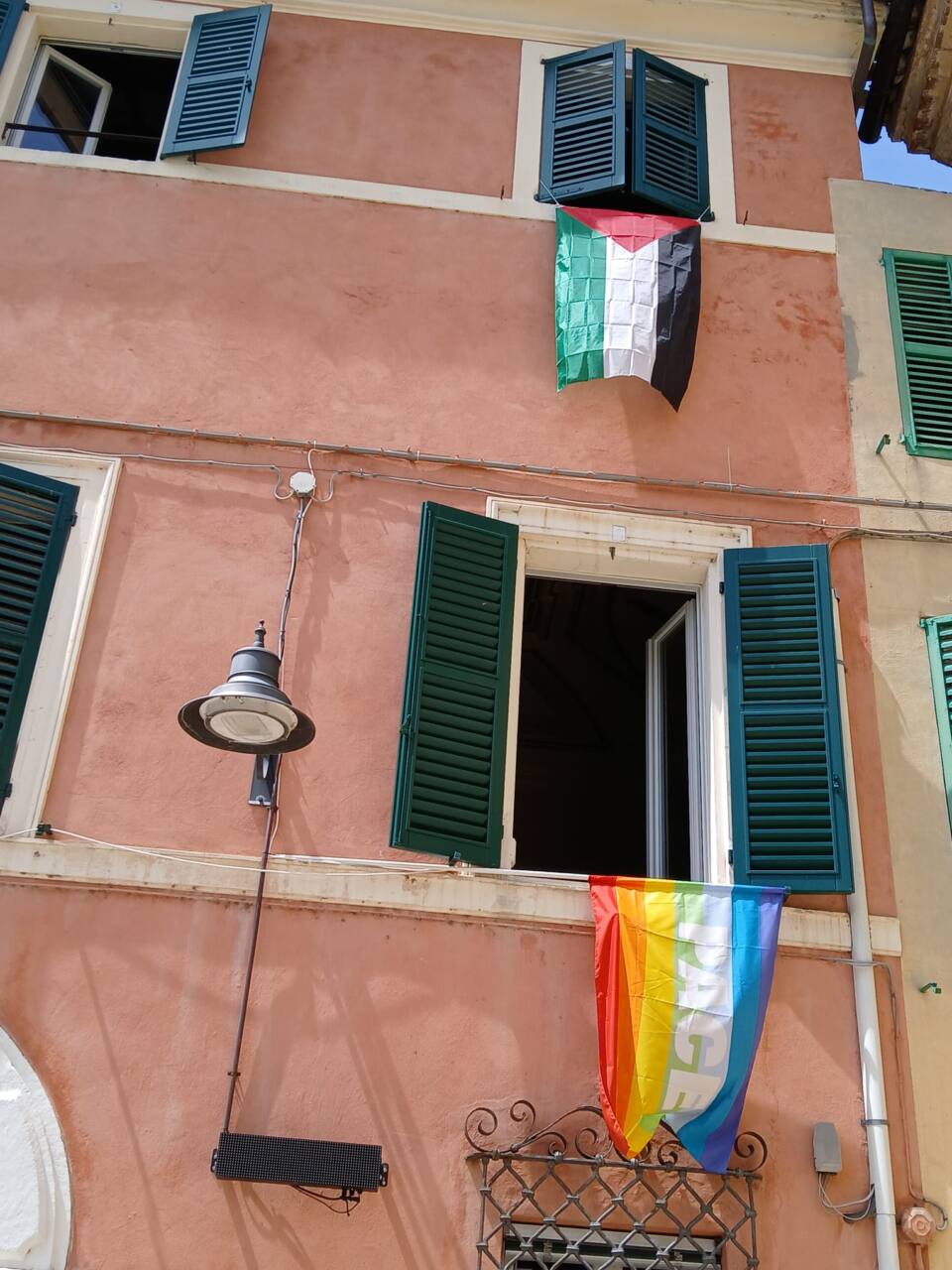 Castelplanio, bandiere