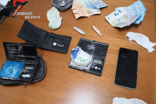 Gagliole, arrestato a  un 44enne per detenzione e spaccio di stupefacenti