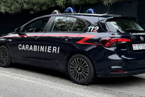 Truffa dell’auto fantasma: coppia del Varesotto raggira una donna a Potenza Picena